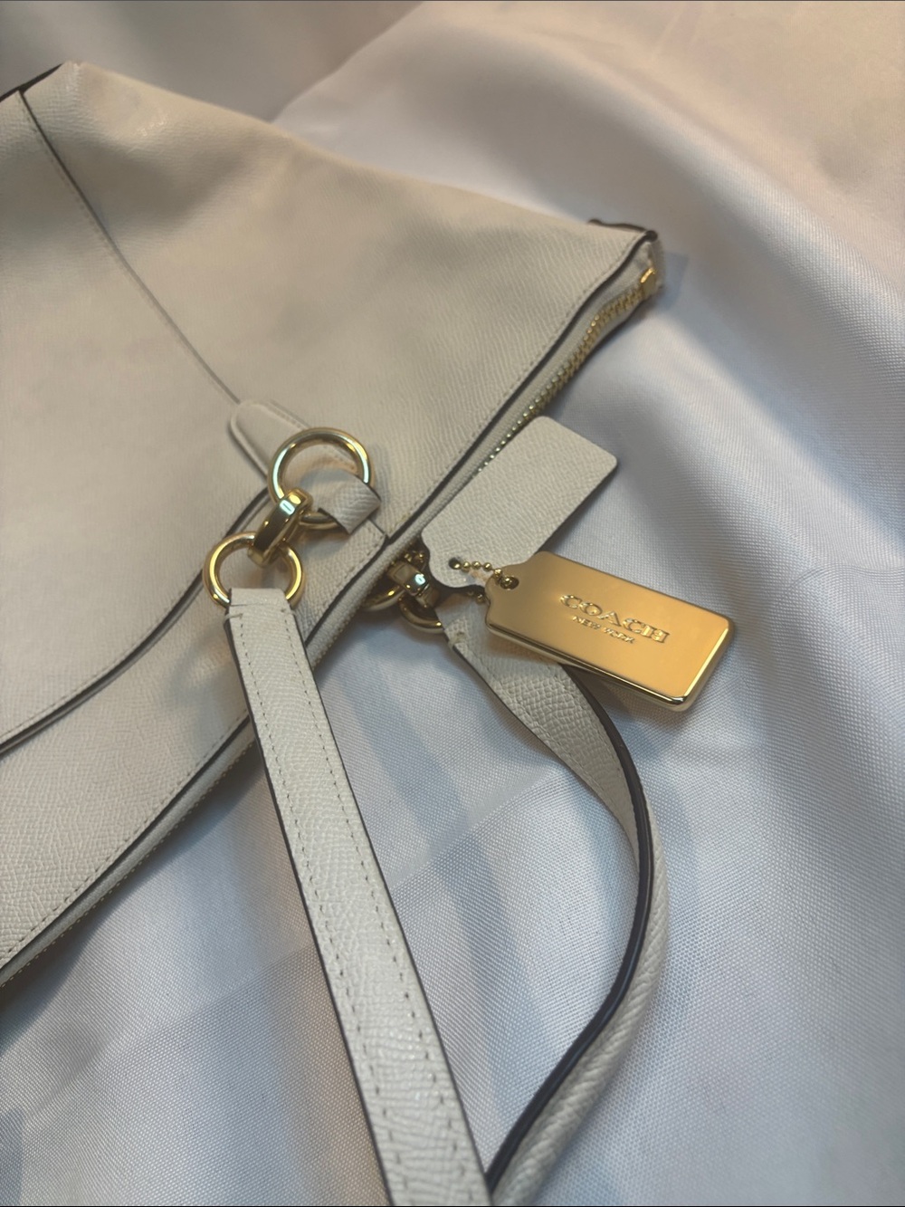 Coach Cream Leather Shoulder Bag with Gold Hardware